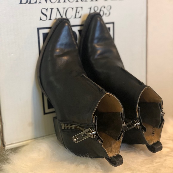 Frye Sacha Moto Shortie Black Italian Leather Bootie Size 7 M - Picture 6 of 13